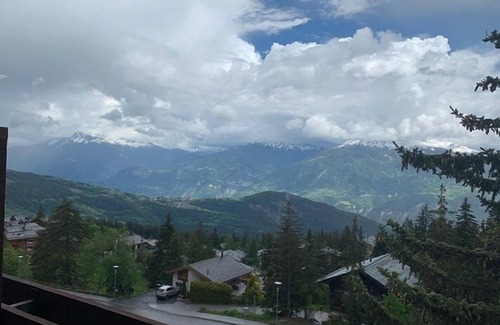 Anzere Apartamento | 3-room flat (max 5 pers.) with 2 bedrooms, in the centre of the village with view on the Valaisan Al