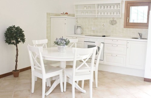 Aprilia Marittima Apartamento | 3-Zi. Apartamento con jardín, Lignano / Aprilia Marittima, piscina, aire acondicionado, se admiten perros