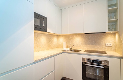 Wenningstedt-Braderup Apartamento | 3-room vacation apartment with terrace - only 600 meters to the beach.