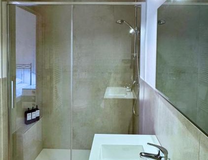 Sud-Ovest Apartamento | 3 Rooms - 3 Bath - Bright Modern Apartment