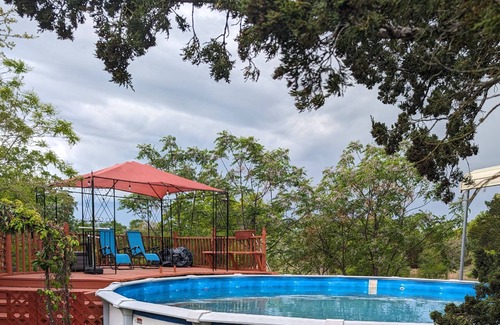 Cedar Creek Casa | 3 Secluded Homes on 15 Acres. Pool, Ping Pong, Hot Tub, Patio, Pond and BBQ. Close to COTA.