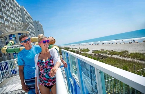 Myrtle Beach Hotel | Hotel de 3 estrellas ∙ Crown Reef Beach Resort and Waterpark