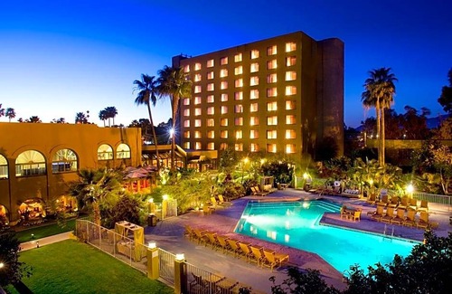 Tucson Hotel | Hotel de 4 estrellas ∙ DoubleTree by Hilton Tucson-Reid Park