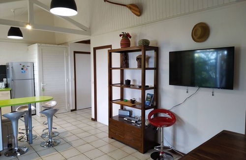 L'Etang-Sale Casa | Casa / salón desde lo alto / con vista al mar y a la naturaleza