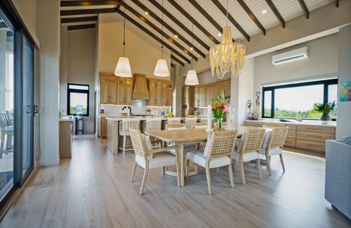 Placentia Villa | 3-Story 4BR Waterfront Villa w/ Sunset Views