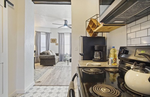 Central Oklahoma City Apartamento | 3-story 6-bedroom 4 Bathrooms 3min-asian Dist