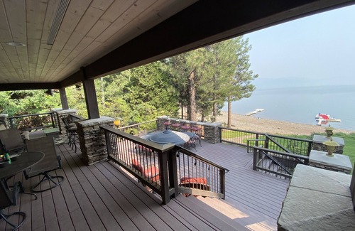Peninsula Village Casa | 3 Story Lake Front Home with Dock and Beach