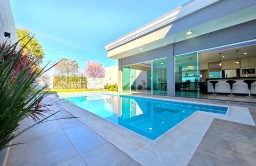 Vila Yolanda Casa | 3 Suítes Casa Nova prox Av Cataratas 5min Centro