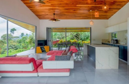 Ciudad Cortés Casa | 3 suites-Large pool-Ojochal-Private-Easy access
