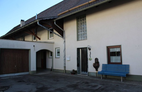 Schwabmuenchen Casa | 3 casas de vacaciones muy bien amuebladas. también para 2 familias o 16/14/11 personas