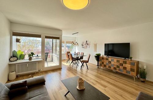 Leonberg Apartamento | 3 Zimmer Apartment, 95 qm, max 5 Personen, Balkon, Garage, Internet 100 MBit