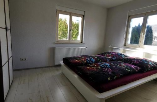 Trossingen Apartamento | 3 Zimmer Ferienwohnung mit eigenem Garten Trossingen