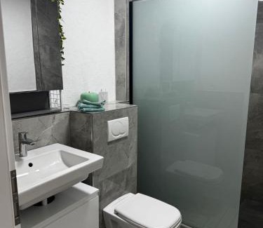 Bonlanden Apartamento | 3 Zimmer Wohnung in Filderstadt Bonlanden zentral Airport Aussicht