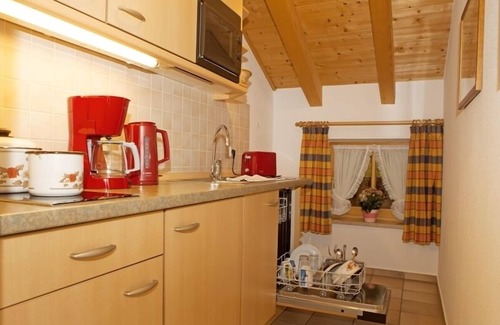 Groissenbach Apartamento | (3) Apartamento de dos habitaciones de 53m², 2-5 personas, ducha / WC, sala de estar + dormitorio adicional, cocina, balcón grande