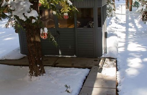 South Lake Tahoe Cabina | Cabina de varios niveles con marco en A con bañera de hidromasaje privada, sauna