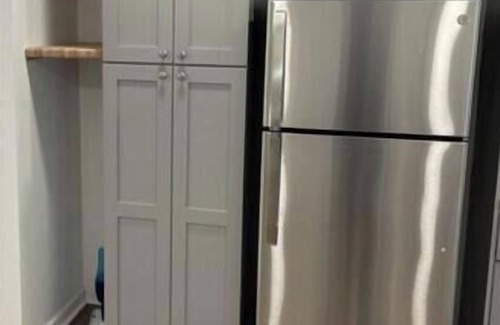 Greensboro Casa | 30 day min stay - A quiet newly remodeled brick home.