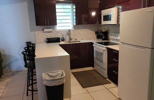 Palmas Casa | 30 Day Minimum-Charming 2 BR-5 Beds -Sleep 10 UNIT 1