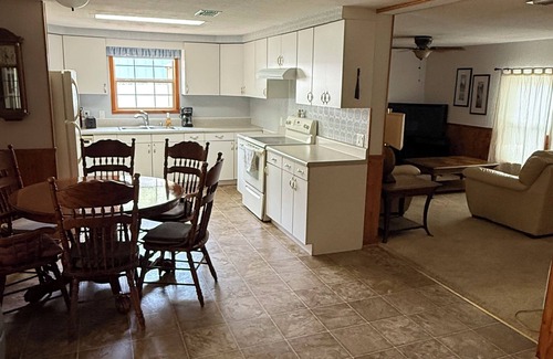 Dunnellon Casa | “30 Day or more rental” Private RAINBOW RIVER access!