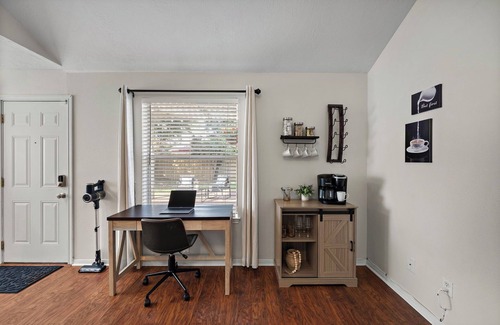 Tomball Casa | 30+ Day Rental - Pet-Friendly - Tomball