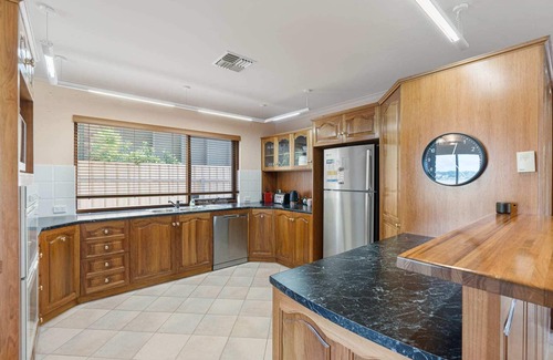 Goolwa North Casa | 30 Liverpool Road - waterfront stunner
