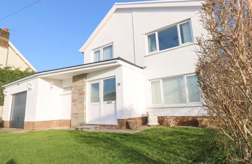 Mumbles Casa | 30 Long Shepherds Drive