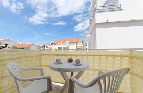 Vodice Apartamento | 30 m² Apartamento ∙ 1 habitación ∙ 3 huéspedes