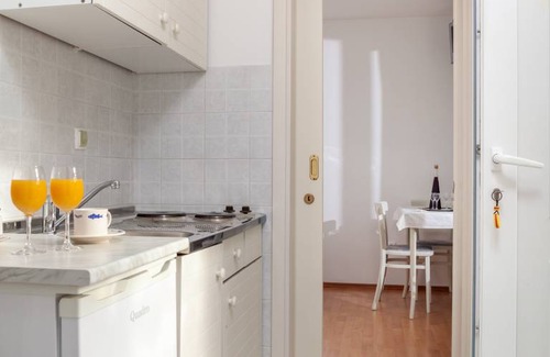 Tucepi Apartamento | 30 m² Apartamento ∙ 2 habitaciones ∙ 4 huéspedes
