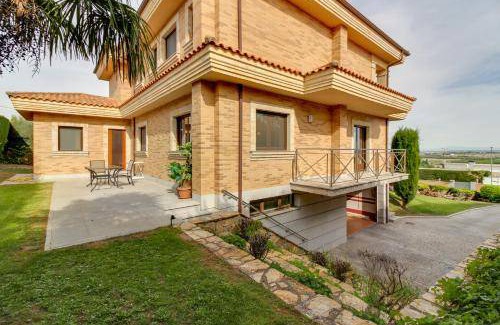 Cabrerizos Cama Y Desayuno | 30 m² Bed & Breakfast ∙ 3 personas