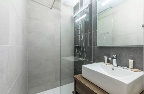 Arc-2000 Hotel | 30 m² Hotel ∙ 2 habitaciones ∙ 4 huéspedes