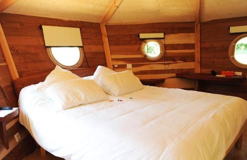 Etauliers Hotel | 30 m² Hotel ∙ 5 huéspedes