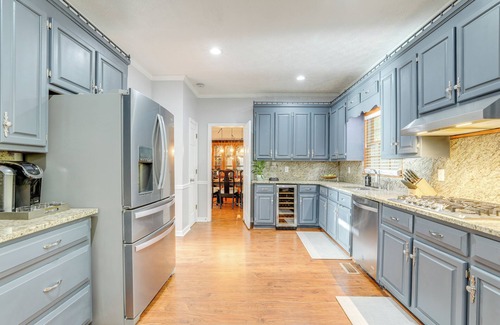 Centerville Casa | ~ 30 Mi to Atlanta - ‘The Wellness Manor’ w/ Deck!