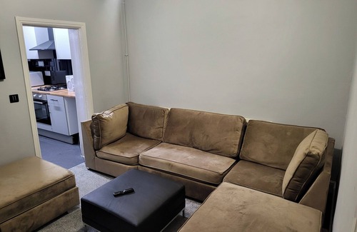 Burslem Apartamento | Stoke-on-Trent - Apartment - Sleeps 5 - Parking