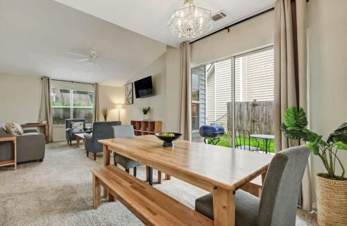 Savannah Casa | 30 Mins to Downtown - Lovely at Laurelwood