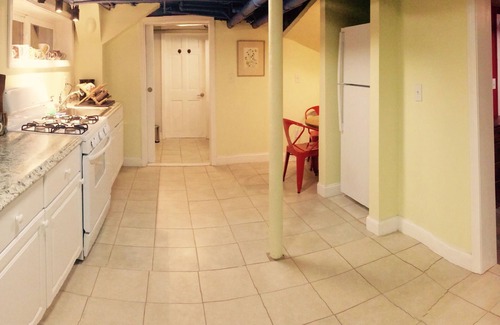 West Cambridge Apartamento | 30 noches min, privado, histórico, cerca de Fresh Pond, Charles rvr, tiendas, Hvd Sqr