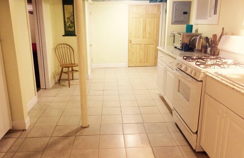 West Cambridge Apartamento | 30 noches min, privado, histórico, cerca de Fresh Pond, Charles rvr, tiendas, Hvd Sqr