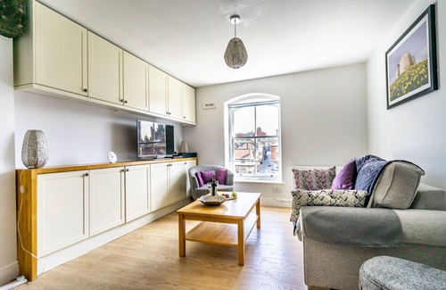 York Apartamento | Recién amueblado con vistas al río