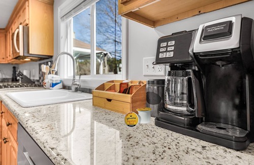 Troutman Casa | 300 Degree Views, NEW HotTub, Firepit, Lighthouse