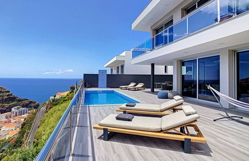 Tabua Villa | 300 m² Villa ∙ 4 habitaciones ∙ 8 personas