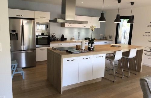 Hourtin Casa | 300 metros de la playa de Lac! Magnífica casa nueva, revestimiento de madera.