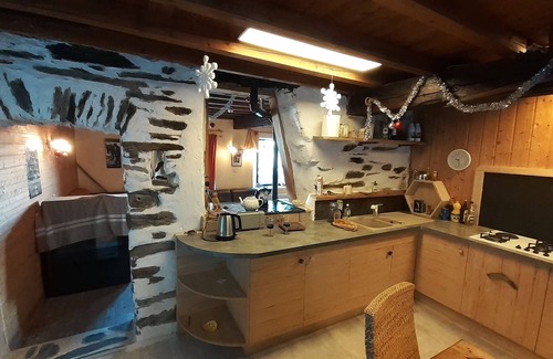 Villard-Reculas Casa | 300m from the ski lifts, renovated 1743 house. Balcony and terrace...