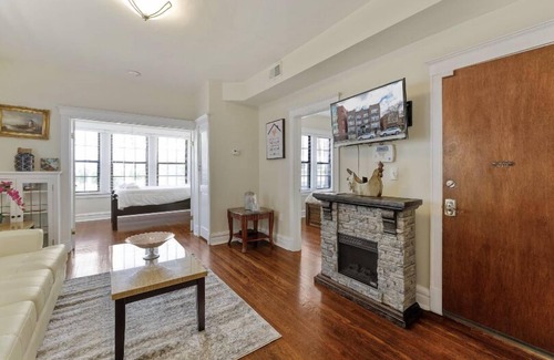 St. Louis Apartamento | Delmar Loop View33 Washington Univer, nueva remodelación