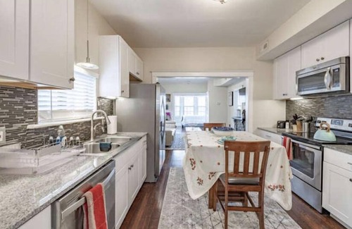 St. Louis Apartamento | Delmar Loop View33 Washington Univer, nueva remodelación