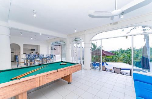 Santa María Huatulco Villa | 3067 - Casa Blanca