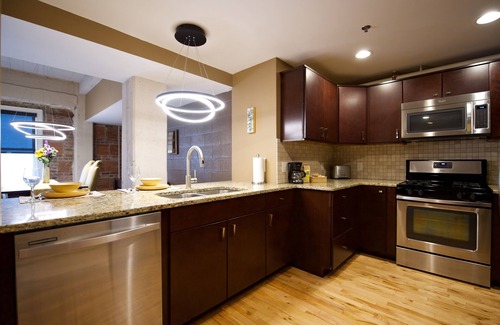Downtown Asheville Condominio | 306swcondo-asheville * 1BR / 1BA Loft * 1,000 sq. Ft * para 4 personas