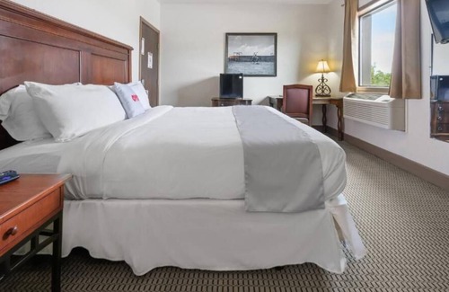 Gonzales Casa | 307 - Historic Alcalde Hotel in Downtown Gonzales