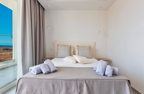 Torre Pali Hotel | 3076 Perla Saracena Luxury Suites - Matrimoniale Superior Vista Mare by Barbarhouse