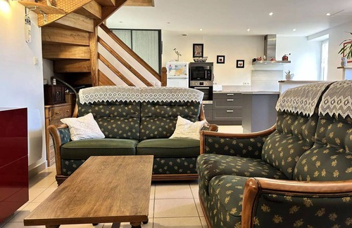 Frehel Villa | 309 - Charming Familienhaus im Herzen von Port-à-La-Duc Dorf