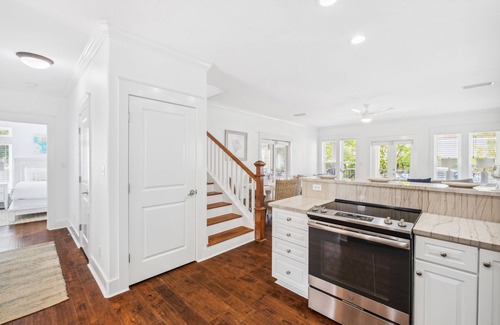 Seacrest Beach Casa | 30A Beach House - Beach Bikin