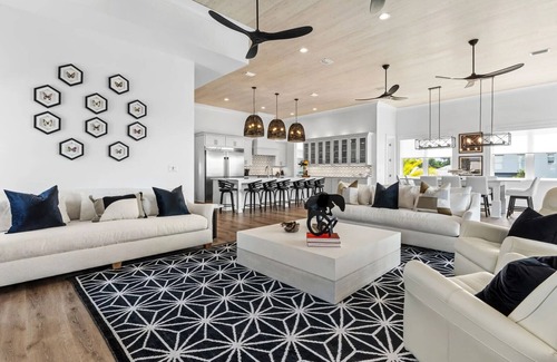 Gulfview Heights Casa | 30A Born 2 Beach by AvantStay | Heated Pool, Outdoor Kitchen, Golf Cart + Bikes
