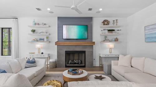 Gulfview Heights Casa | 30A Good Vibes by AvantStay Private Pool Bikes Beach Access